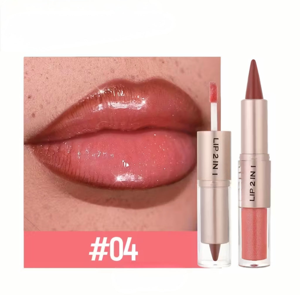 Lip Gloss With Matte Lip Liner