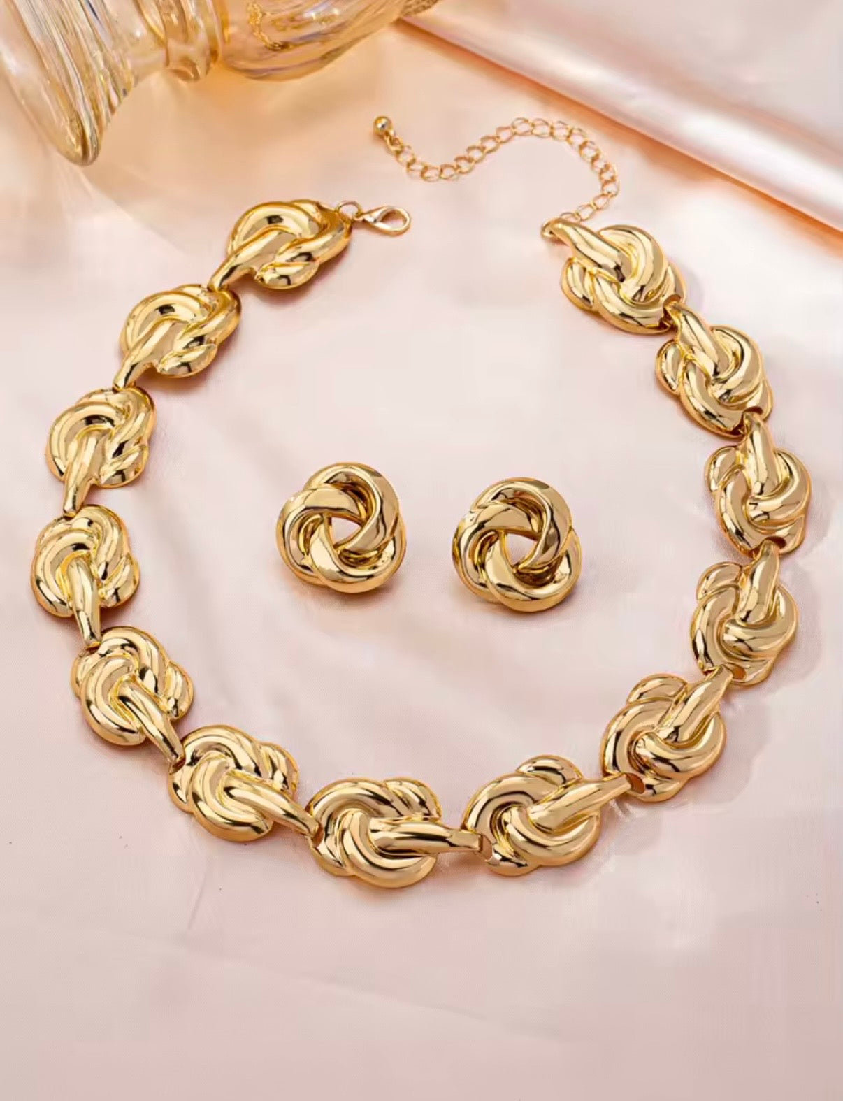 Luxury High-End Womenʼs Jewelry set